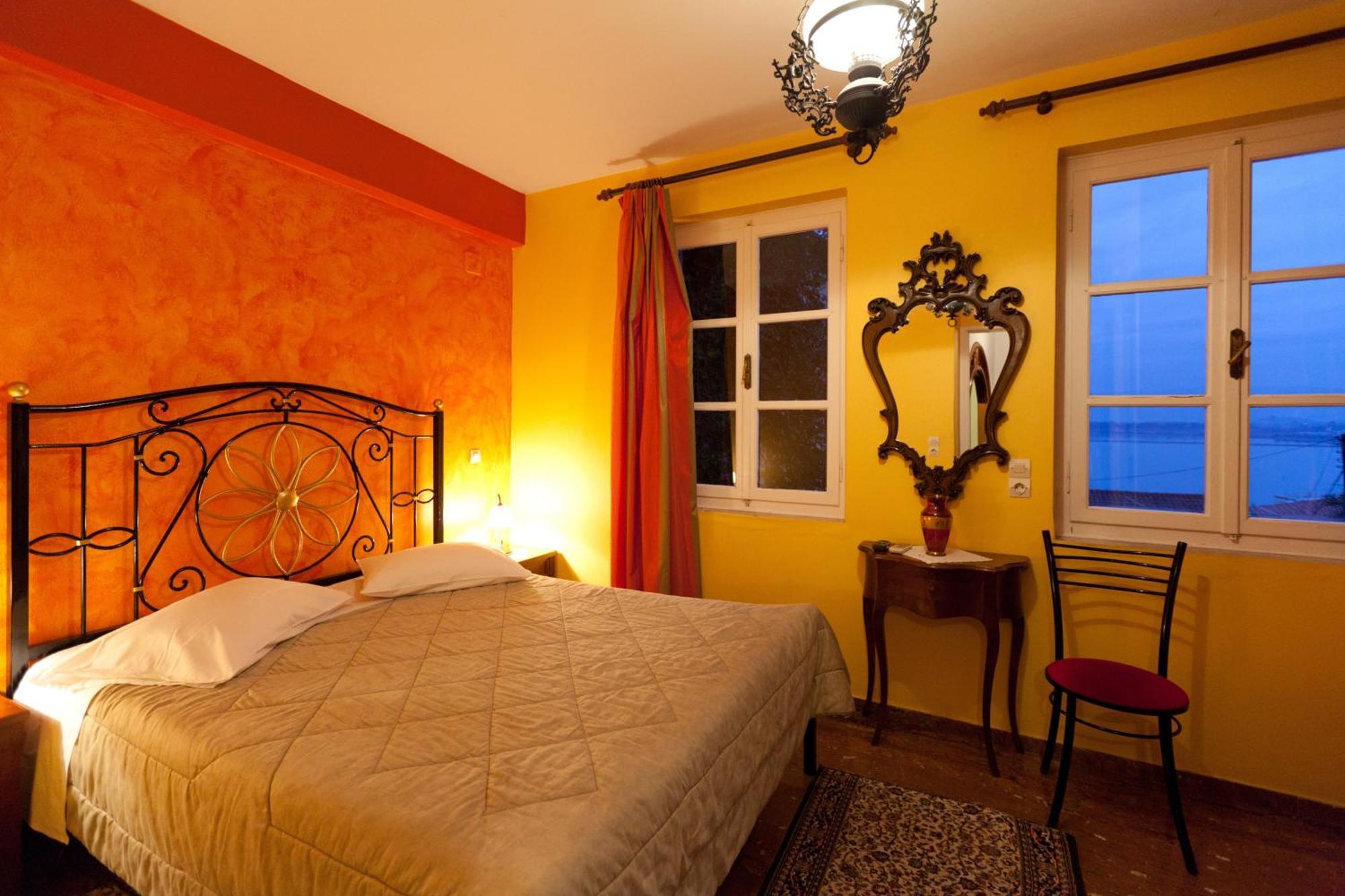 Pension Eleni Nafplion Exteriör bild