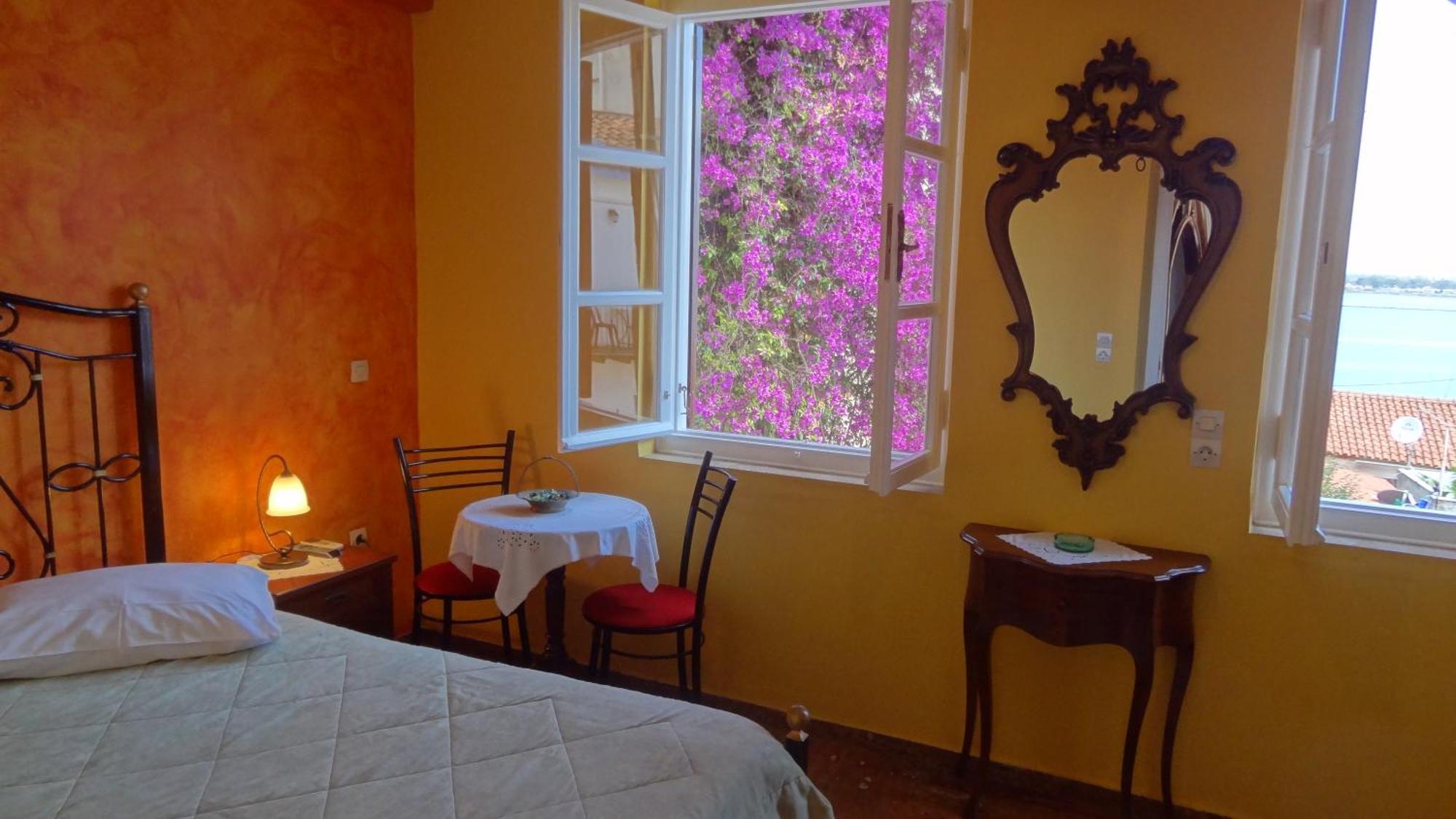 Pension Eleni Nafplion Exteriör bild