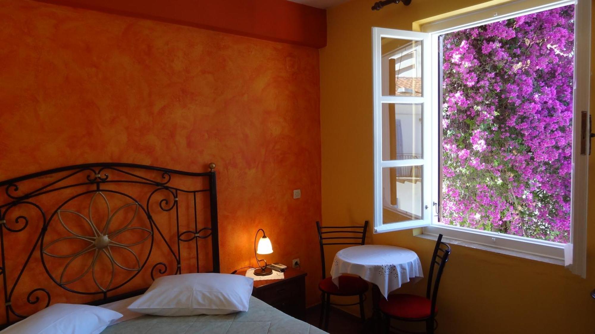 Pension Eleni Nafplion Exteriör bild