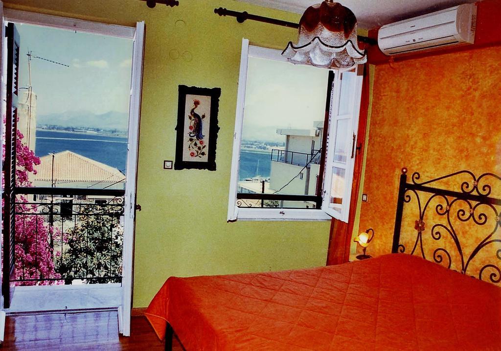 Pension Eleni Nafplion Rum bild